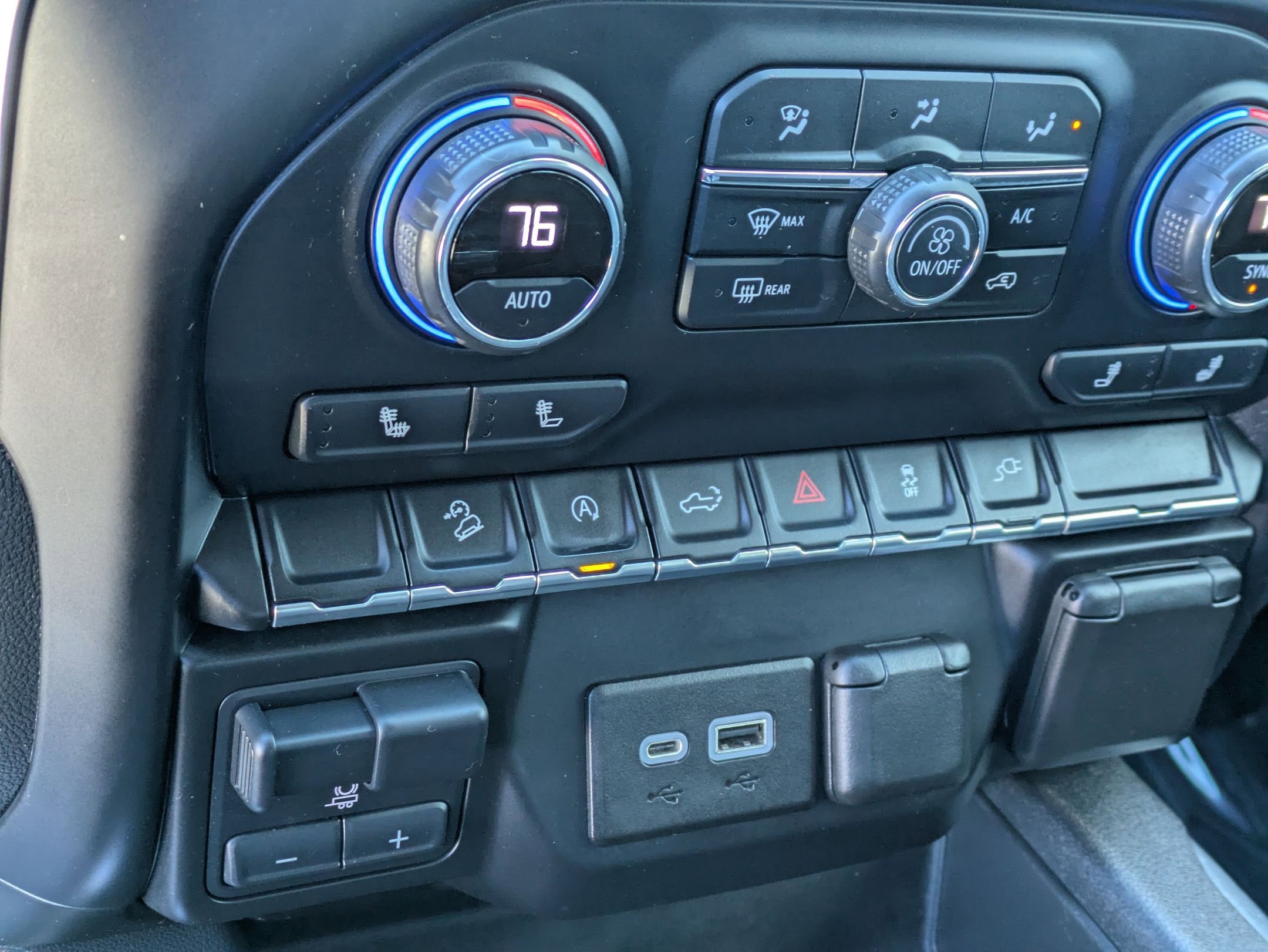 Used 2020 Chevrolet Silverado 1500 RST image 19