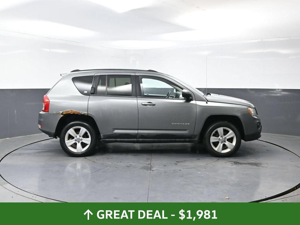 Used 2011 Jeep Compass 4WD image 2