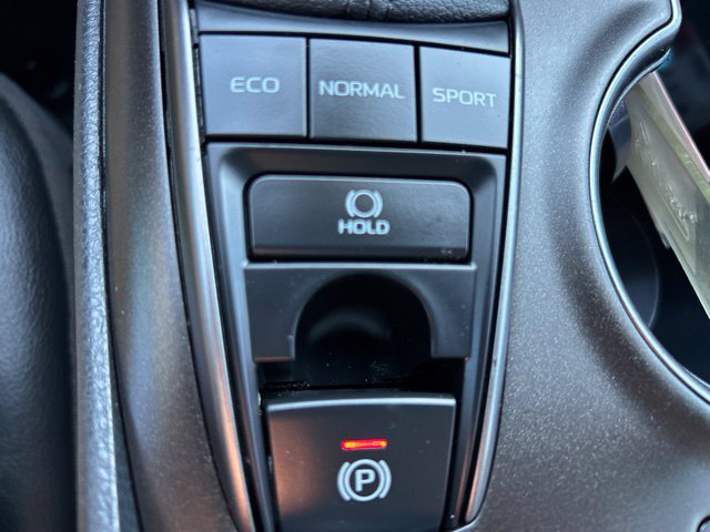 Used 2024 Toyota Camry XSE FWD image 16