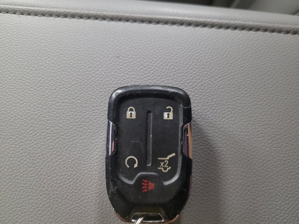 Used 2017 GMC Acadia SLT w/ LPO, Cargo Package FWD image 32