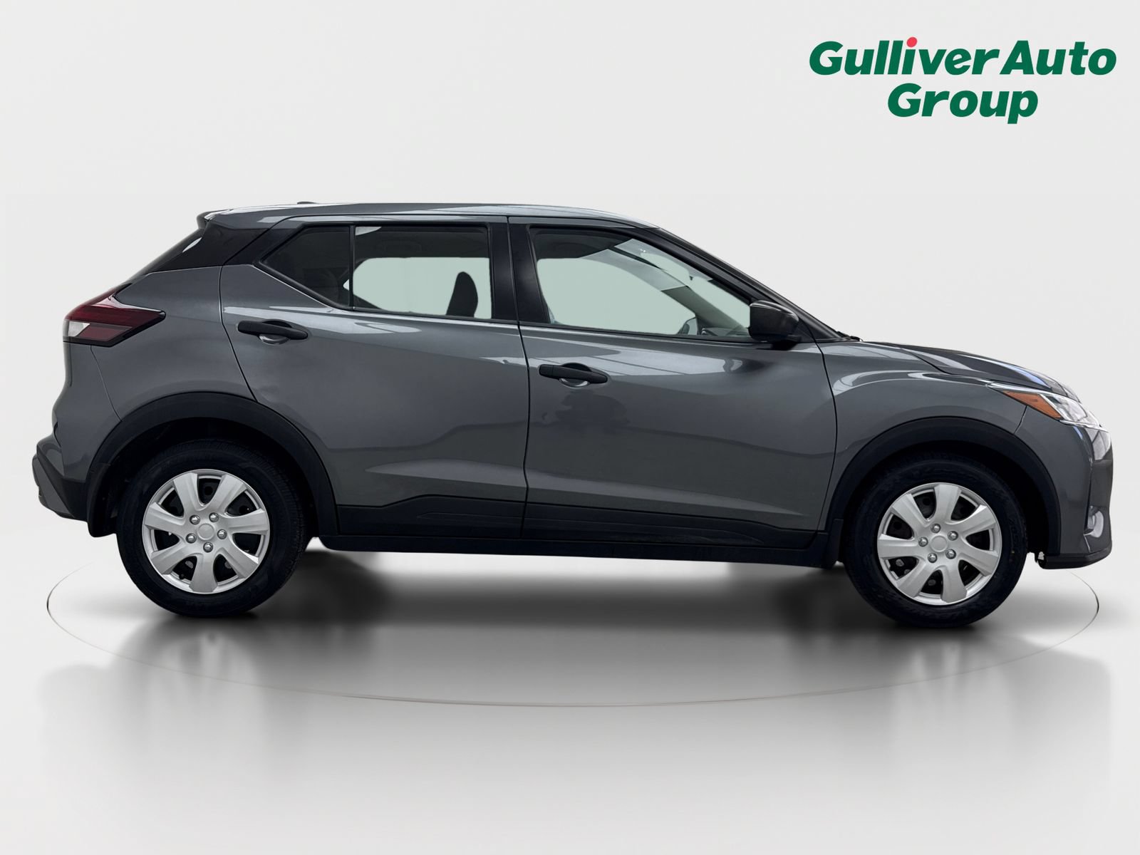 Used 2022 Nissan Kicks S FWD image 10