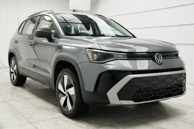 Used 2025 Volkswagen Taos S image 4