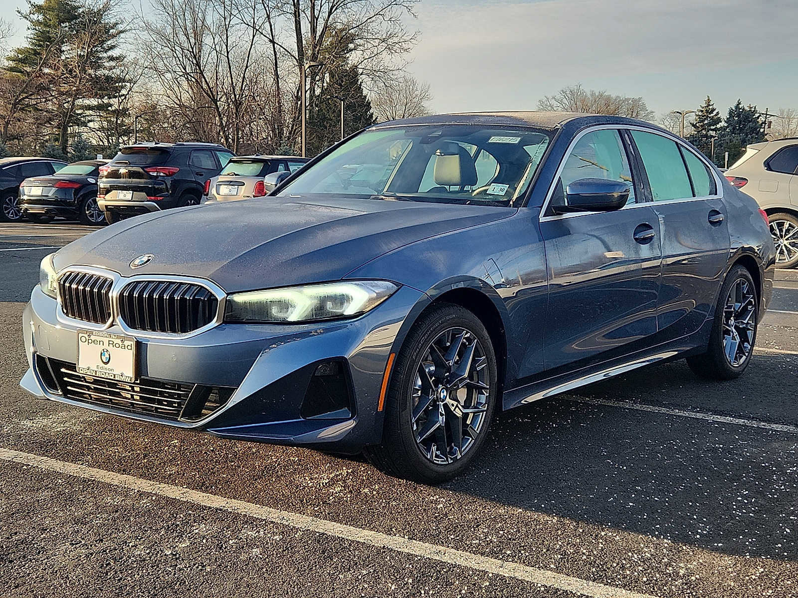 Used 2025 BMW 330i xDrive Sedan w/ M Sport Package image 3