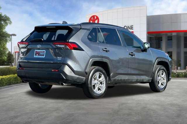 Certified 2025 Toyota RAV4 XLE AWD/4WD image 5