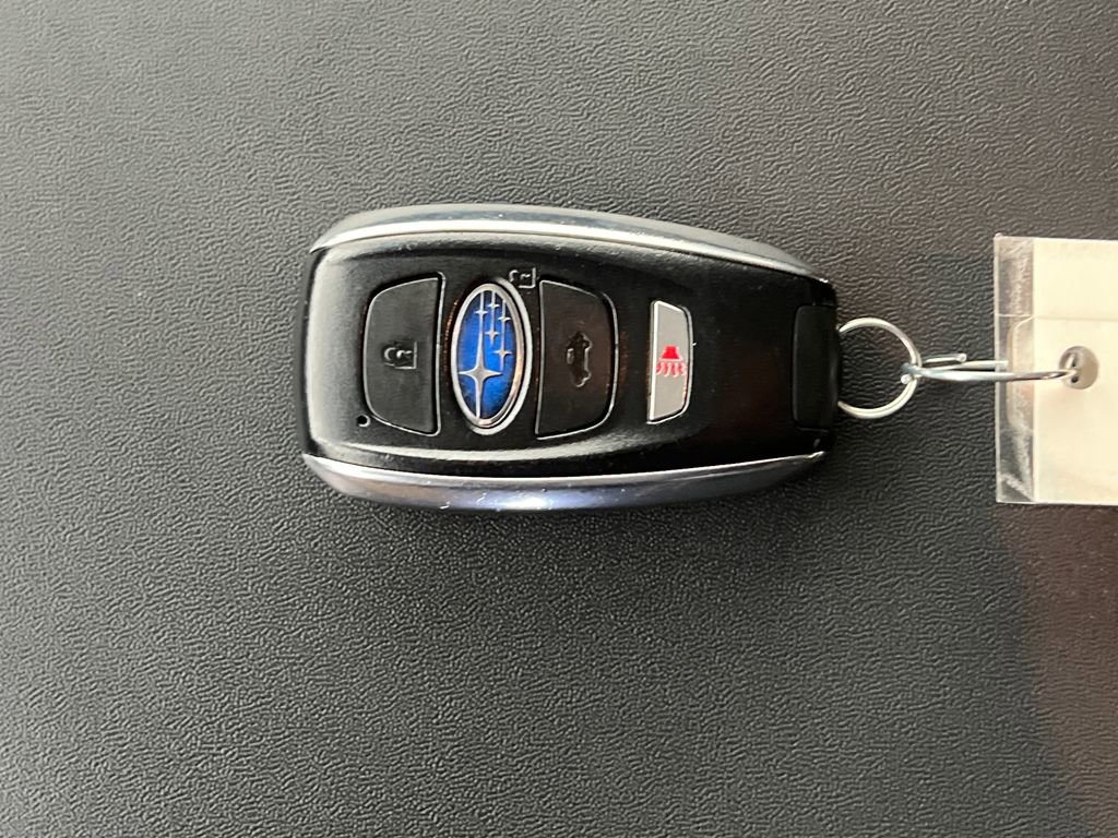 Used 2020 Subaru Outback Premium image 32