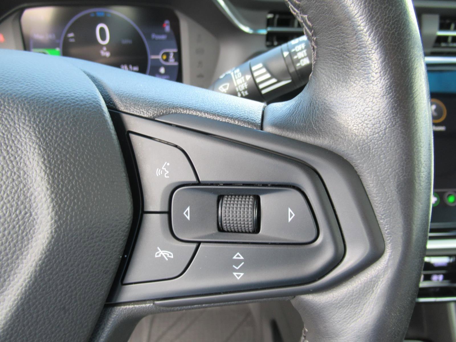 Used 2023 Chevrolet Bolt LT w/ Infotainment Package image 23