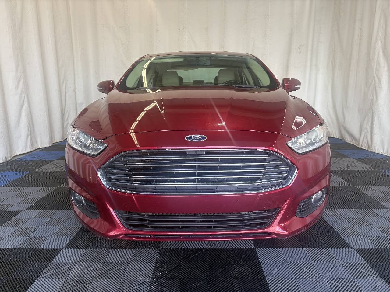 Used 2016 Ford Fusion Energi SE FWD image 4