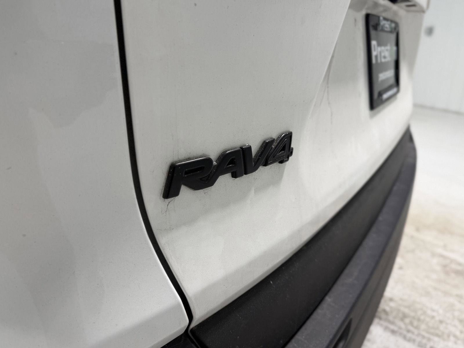 Used 2023 Toyota RAV4 LE image 23