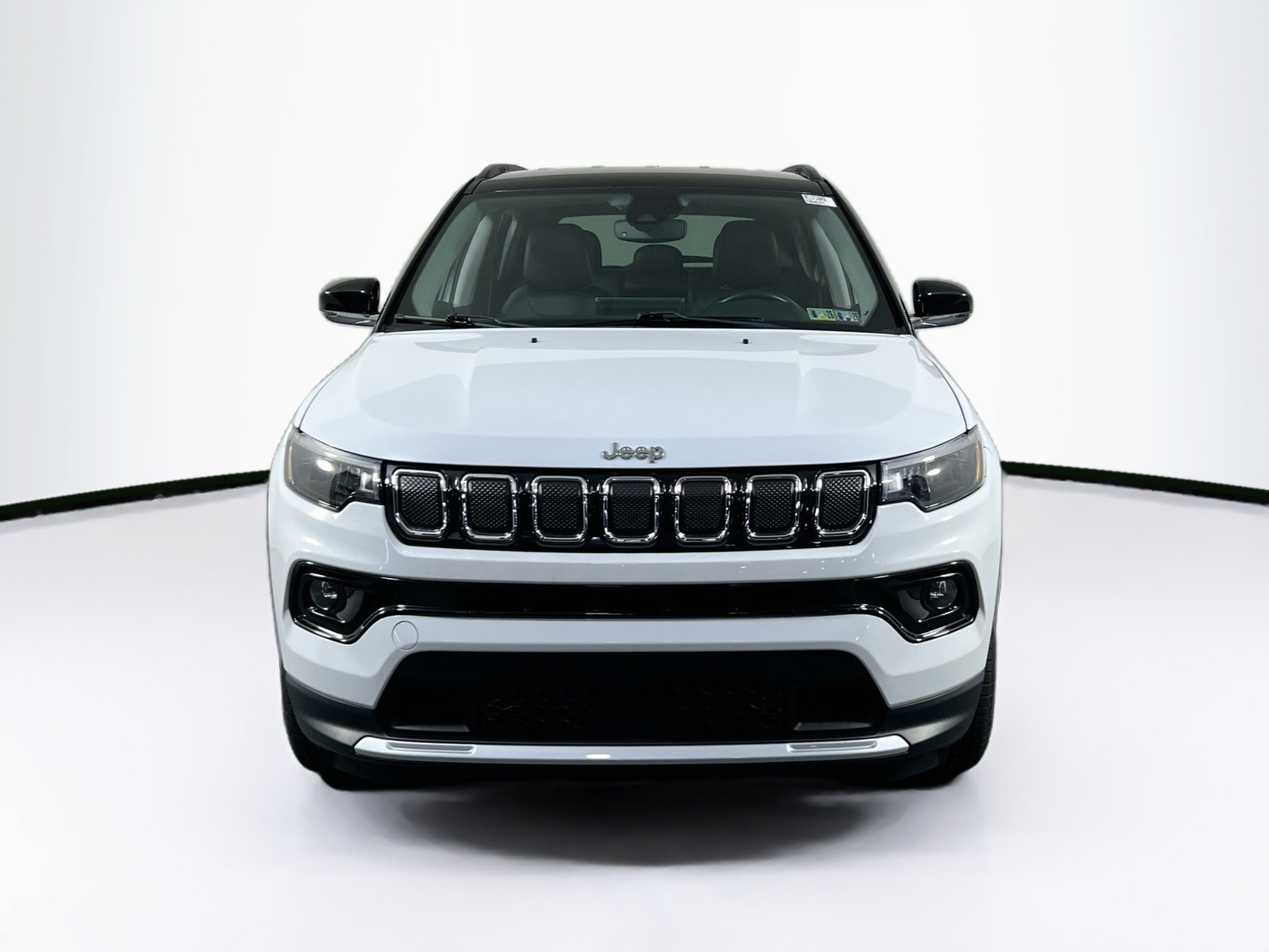 Used 2022 Jeep Compass Limited image 2