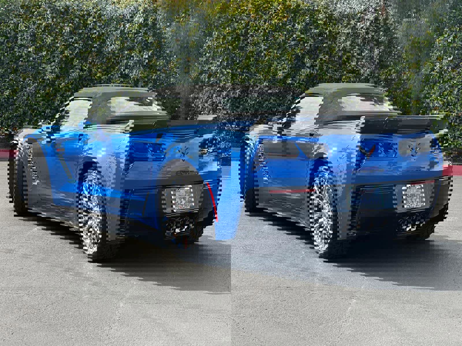 Used 2016 Chevrolet Corvette Z06 w/ 3LZ Preferred Equipment Group image 4