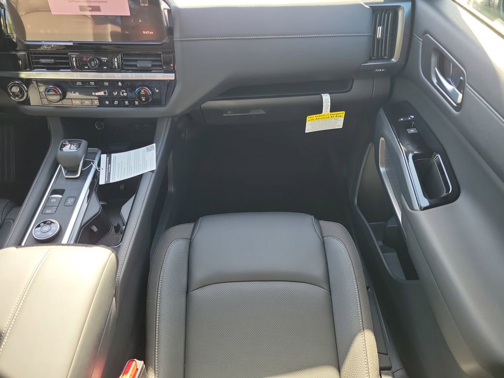 New 2026 Nissan Pathfinder SL image 20