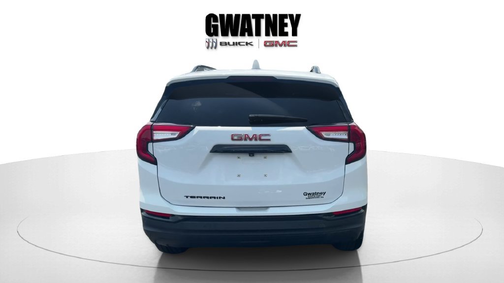 Used 2022 GMC Terrain SLT w/ Elevation Edition FWD image 6