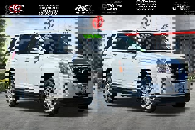 Used 2014 GMC Terrain SLE image 1