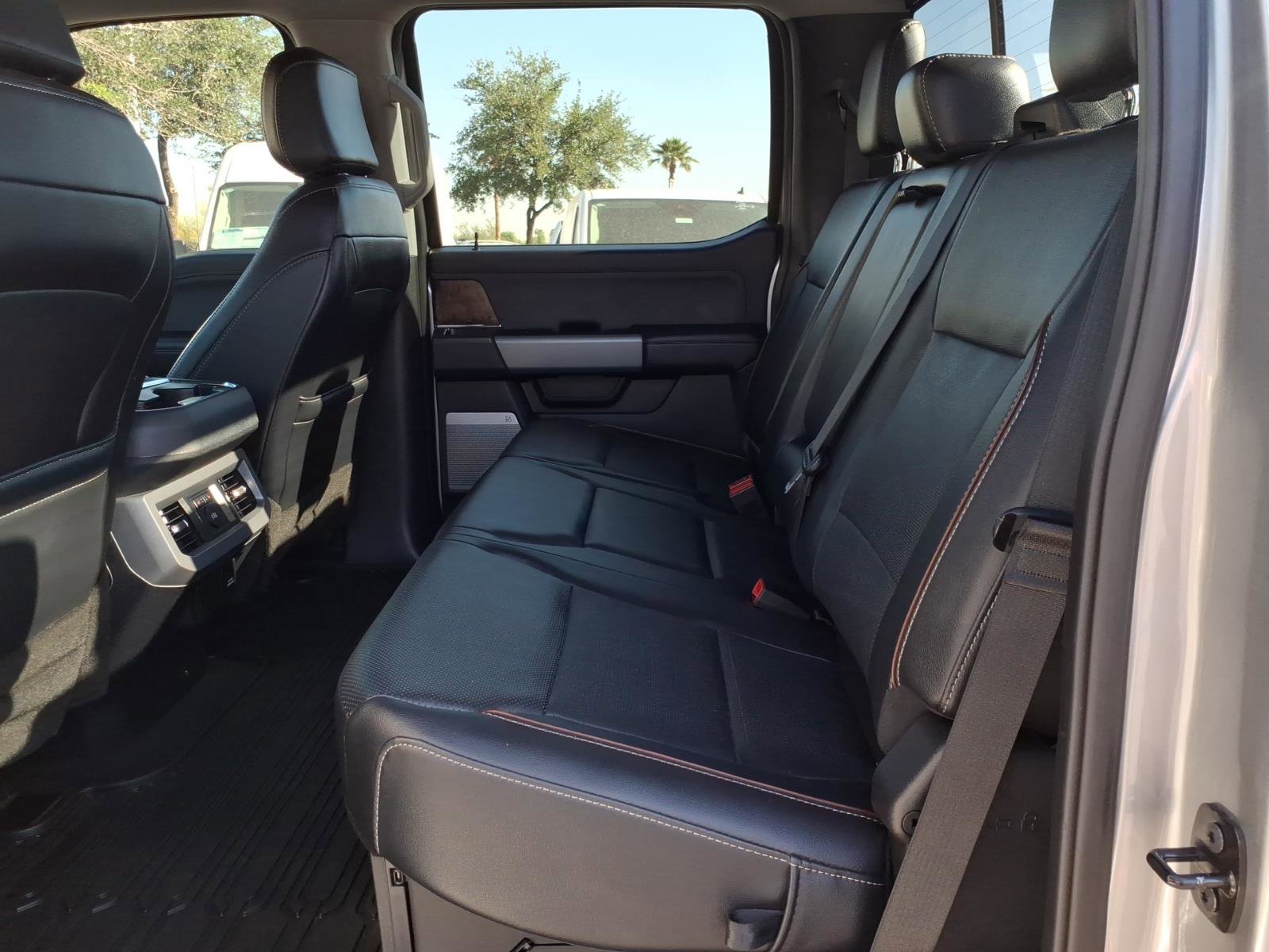 Used 2024 Ford F250 Lariat w/ Tremor Off-Road Package image 15