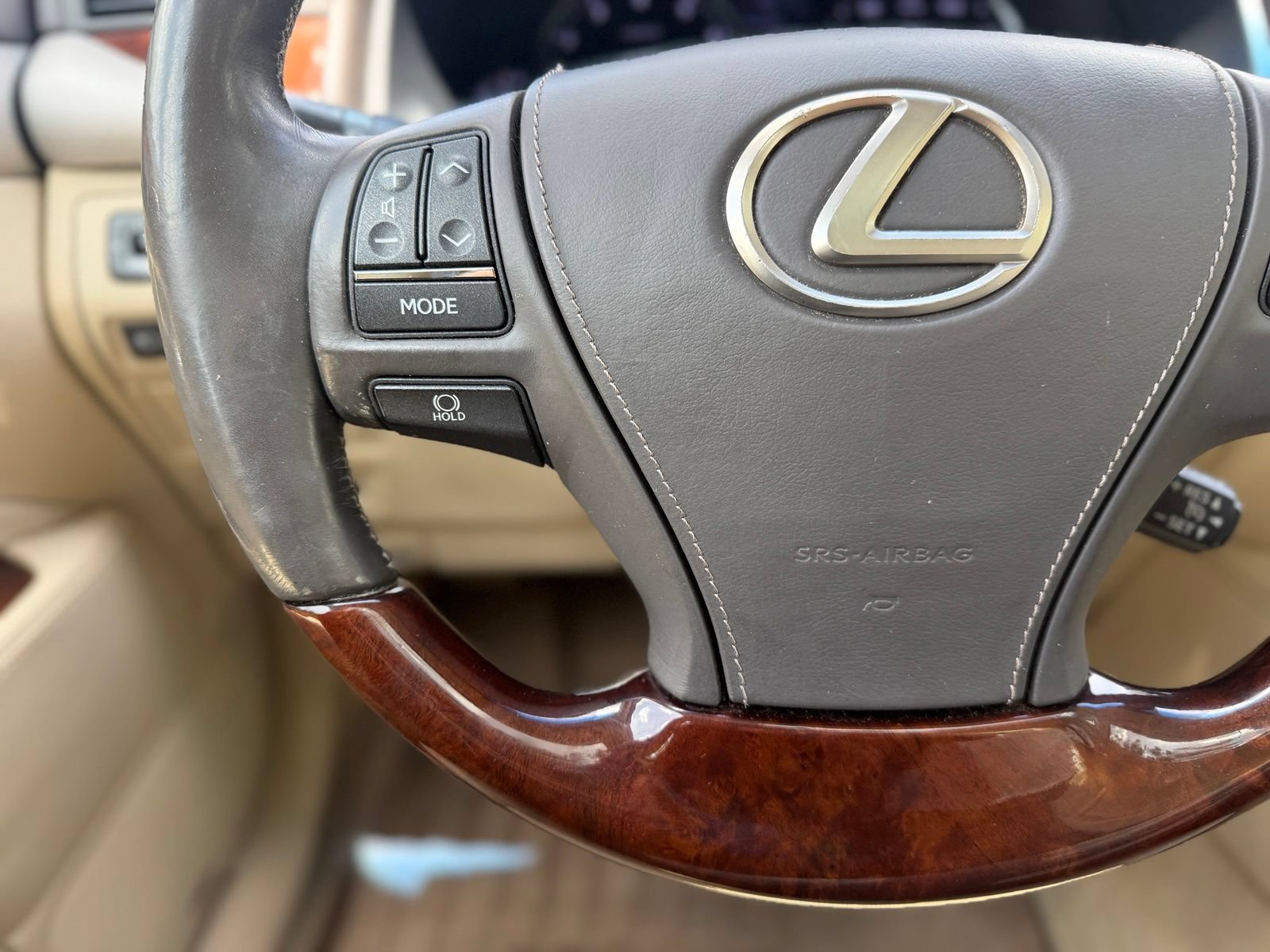 Used 2017 Lexus LS 460 L AWD/4WD image 26