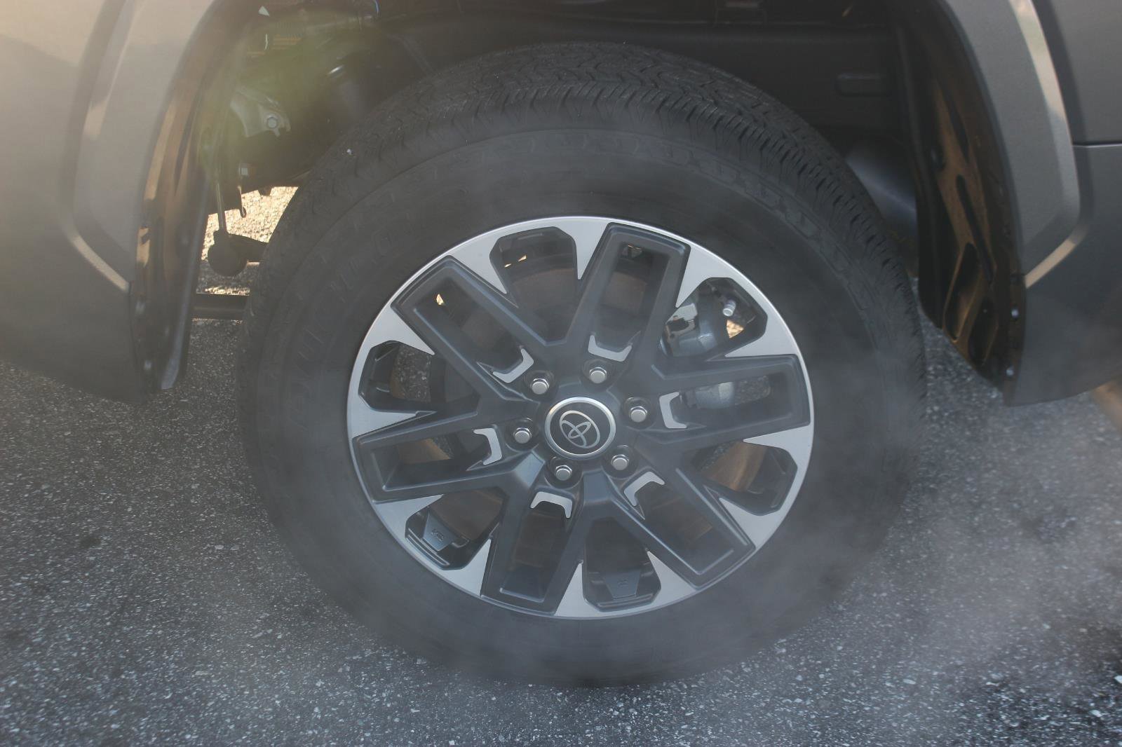 Used 2024 Toyota Tundra Limited w/ Power Package image 43