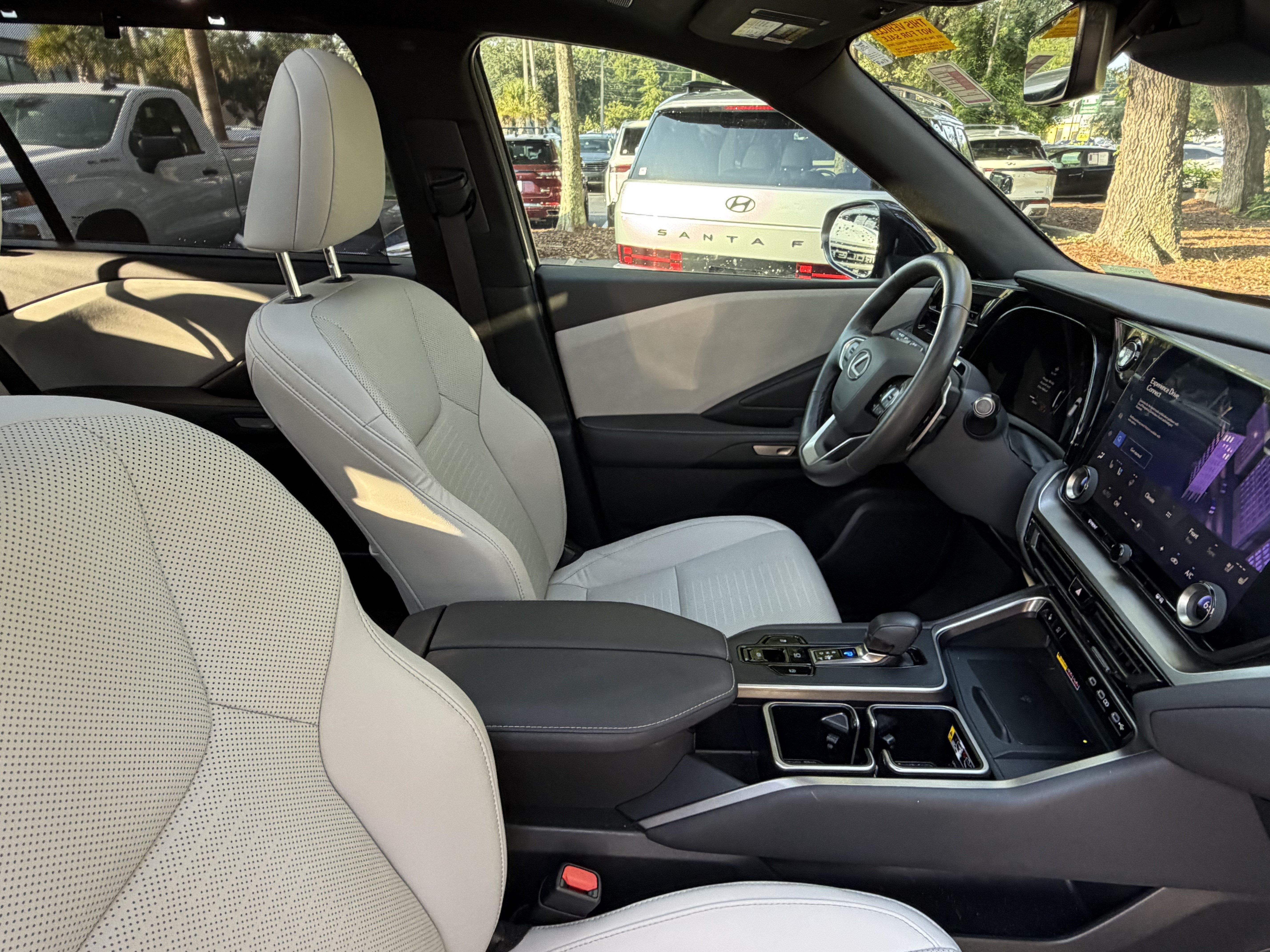 Certified 2025 Lexus TX 350 FWD w/ Technology Package image 40