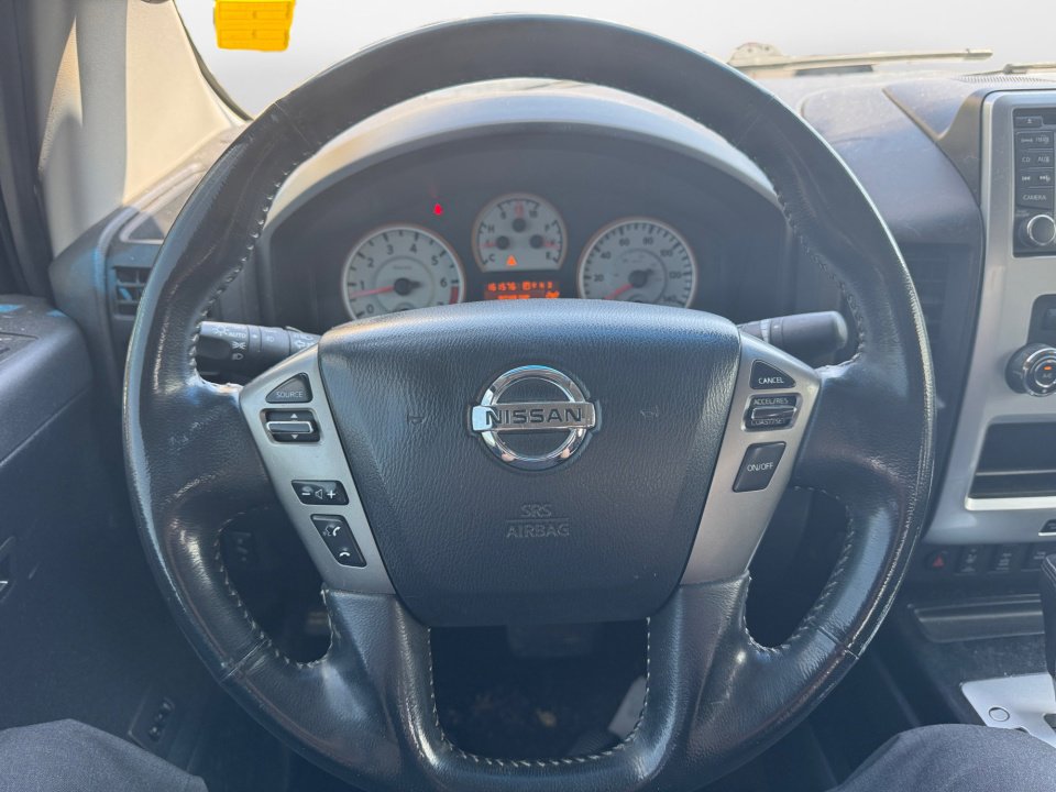 Used 2013 Nissan Titan PRO-4X w/ Pro-4x Luxury Pkg image 10