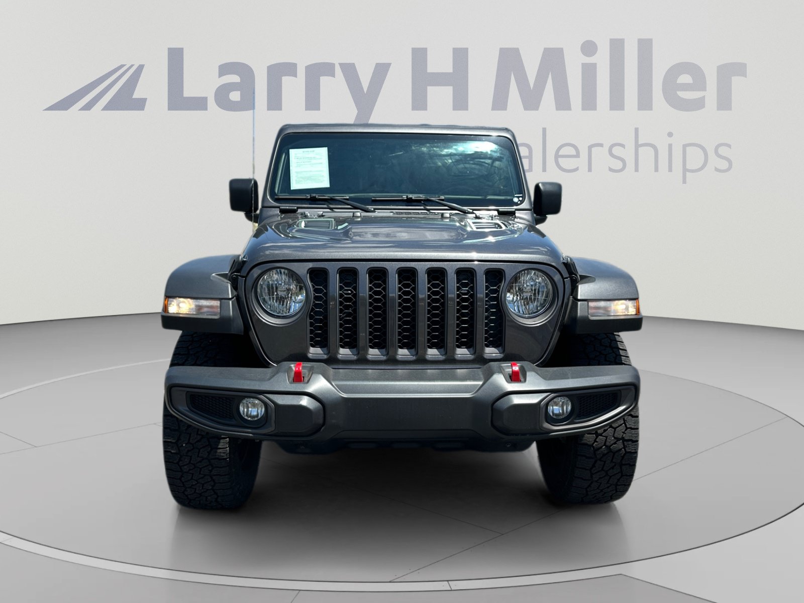 Used 2022 Jeep Gladiator Rubicon w/ Cold Weather Group AWD/4WD image 8