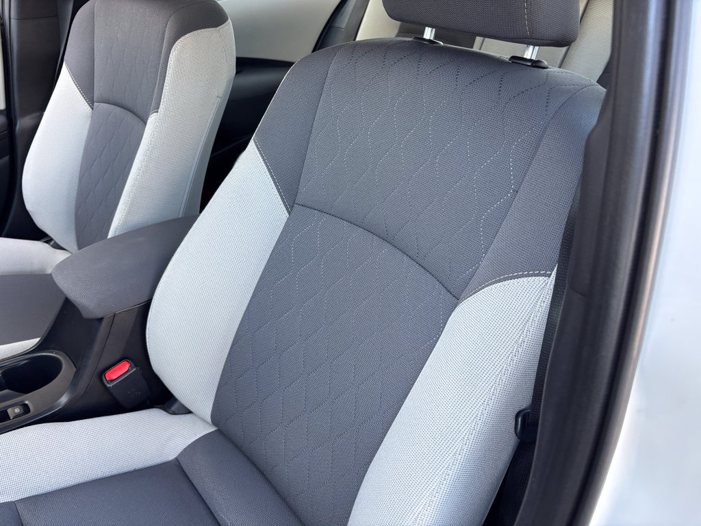 Used 2025 Toyota Corolla LE FWD image 14