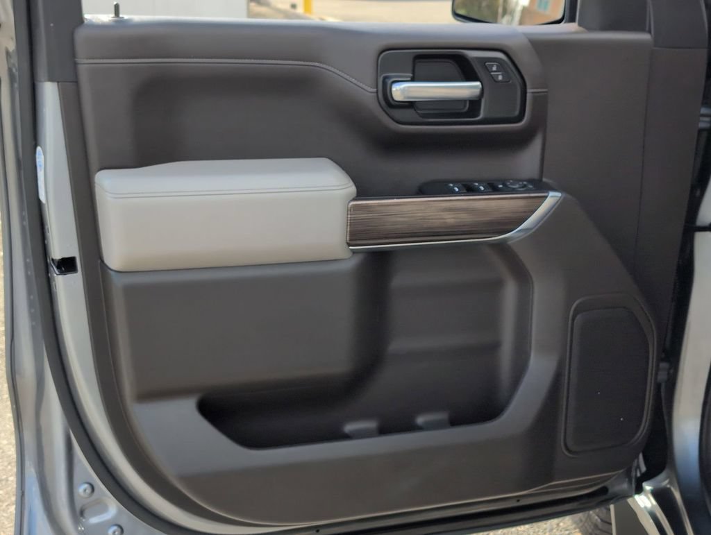 Used 2021 Chevrolet Silverado 1500 LT w/ Bed Protection Package AWD/4WD image 18