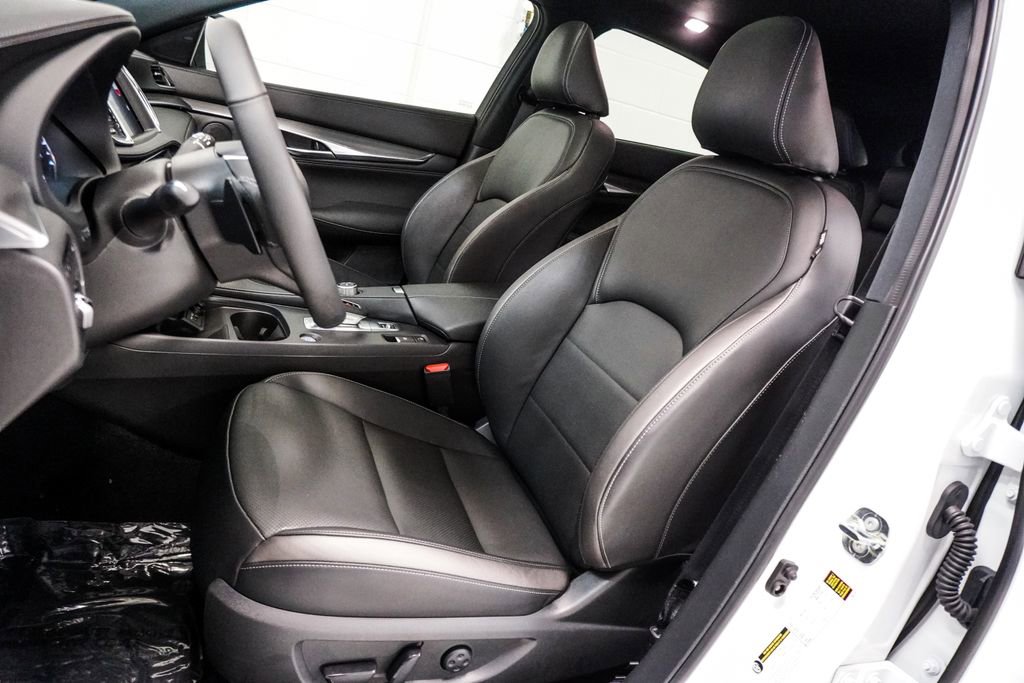 Used 2024 INFINITI QX55 Luxe w/ Cargo Package AWD/4WD image 10