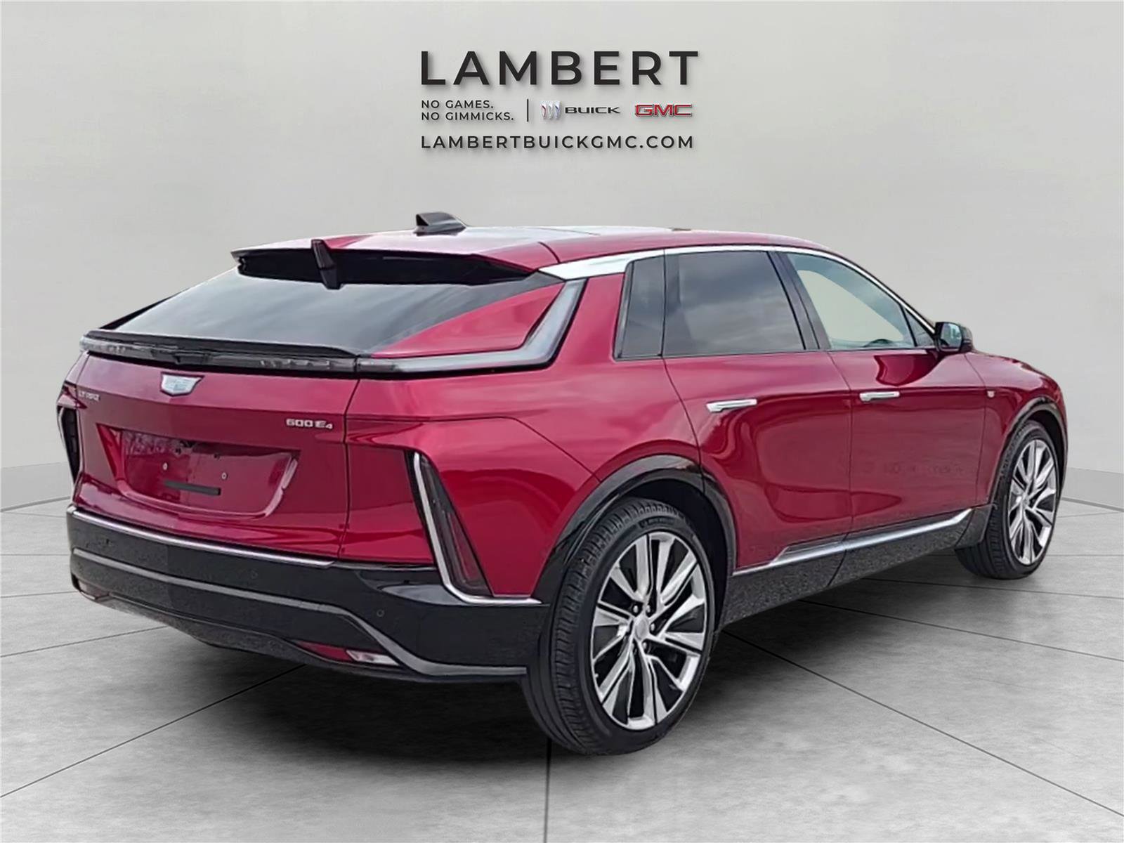 Used 2025 Cadillac Lyriq Luxury w/ LPO, Floor Liner Package image 6