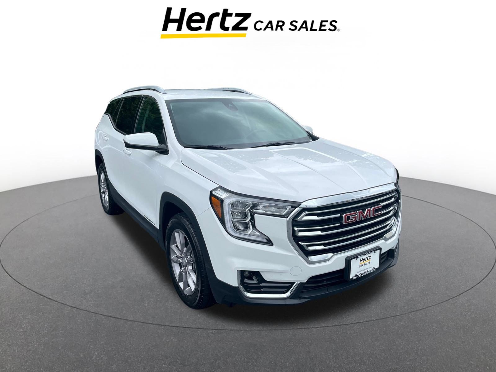 Used 2024 GMC Terrain SLT image 1