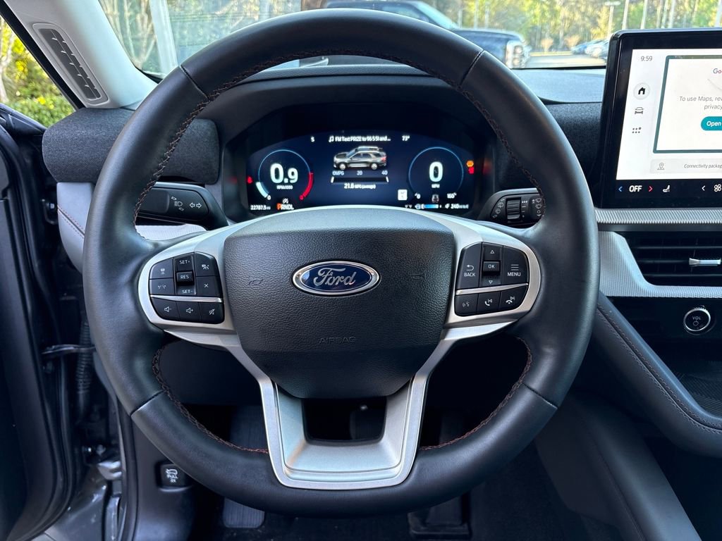 Used 2025 Ford Explorer Active image 17