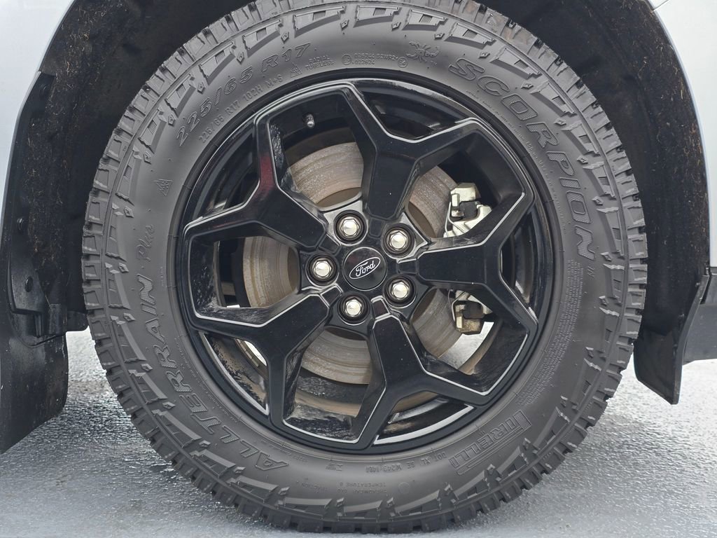 Used 2023 Ford Maverick XLT w/ Equipment Group 300A Standard image 9