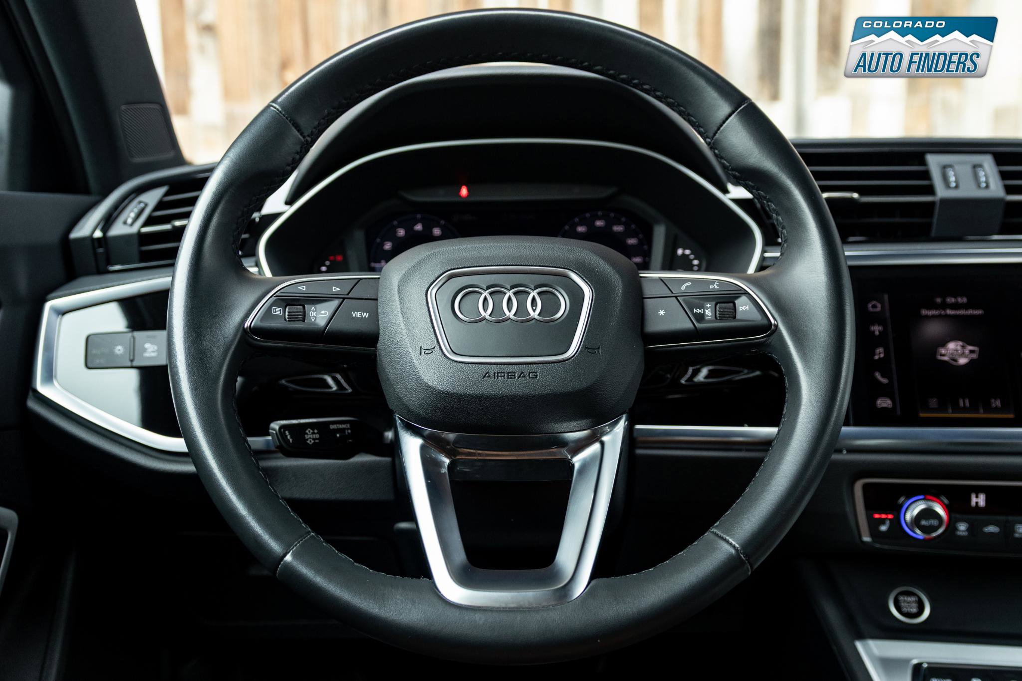 Used 2024 Audi Q3 2.0T Premium Plus w/ Premium Plus Package image 13