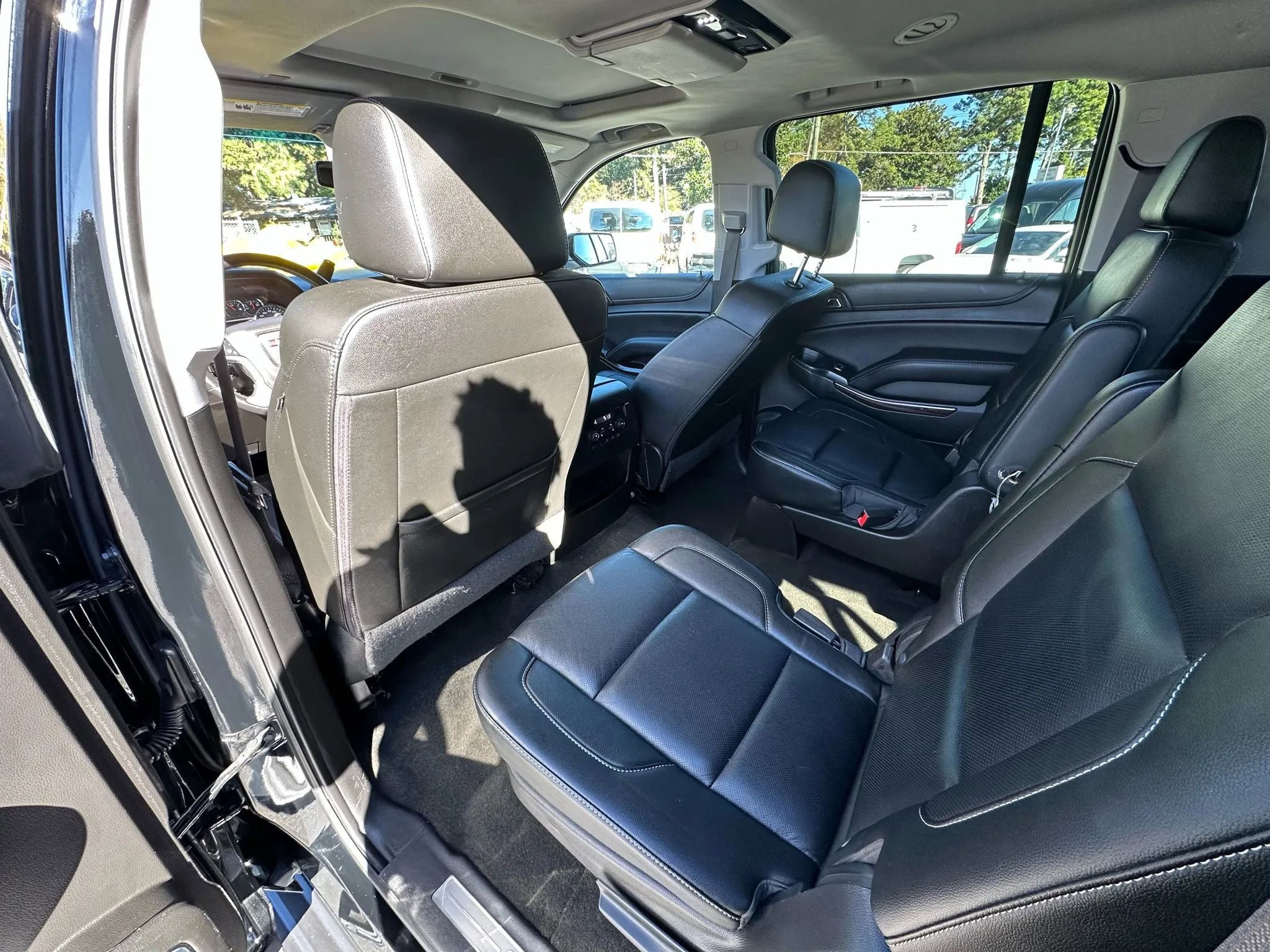 Used 2017 GMC Yukon XL SLT w/ Premium Edition image 15