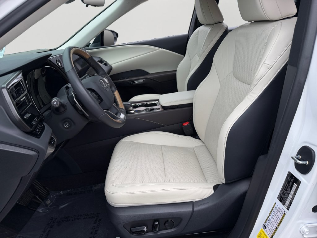 Certified 2025 Lexus RX 350 w/ Convenience Package AWD/4WD image 15