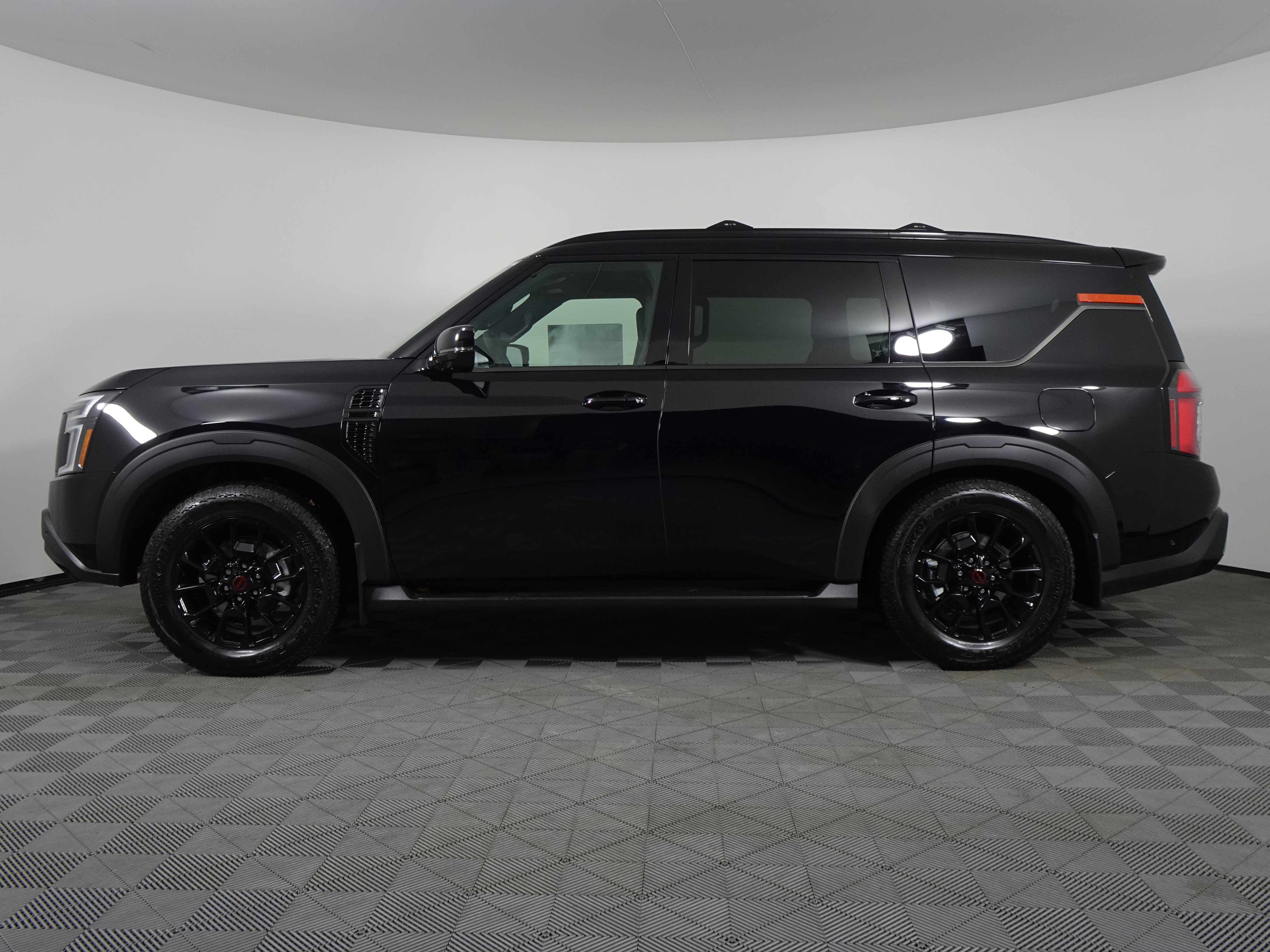 New 2026 Nissan Armada PRO-4X image 15