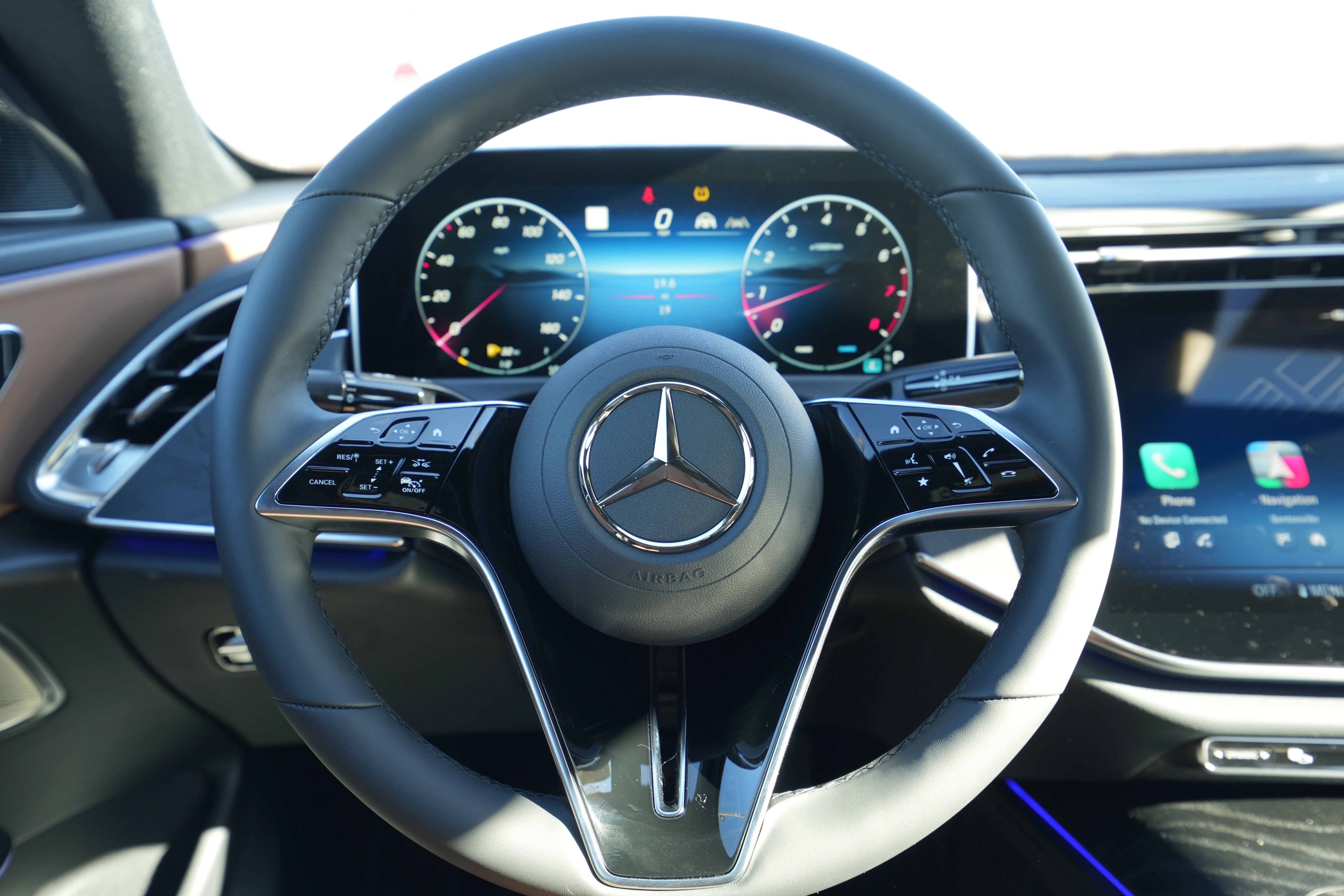 New 2026 Mercedes-Benz E 350 4MATIC Sedan image 24