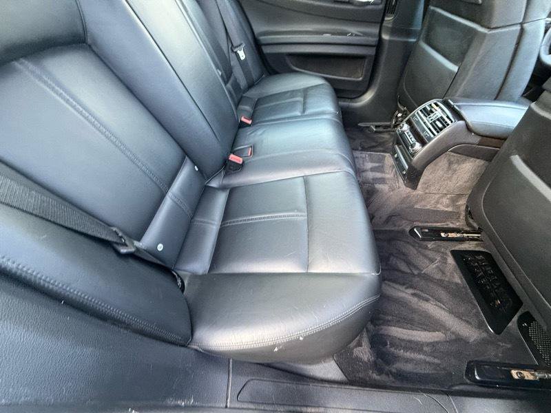 Used 2009 BMW 750i RWD image 53