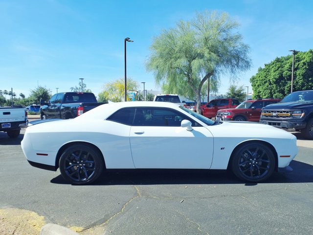 Used 2021 Dodge Challenger GT w/ Plus Package image 7