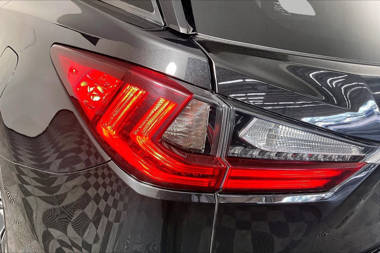 Used 2020 Lexus RX 350L FWD w/ Premium Package image 26