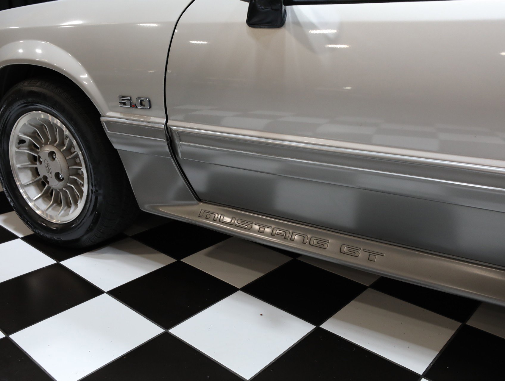 Used 1990 Ford Mustang GT image 37