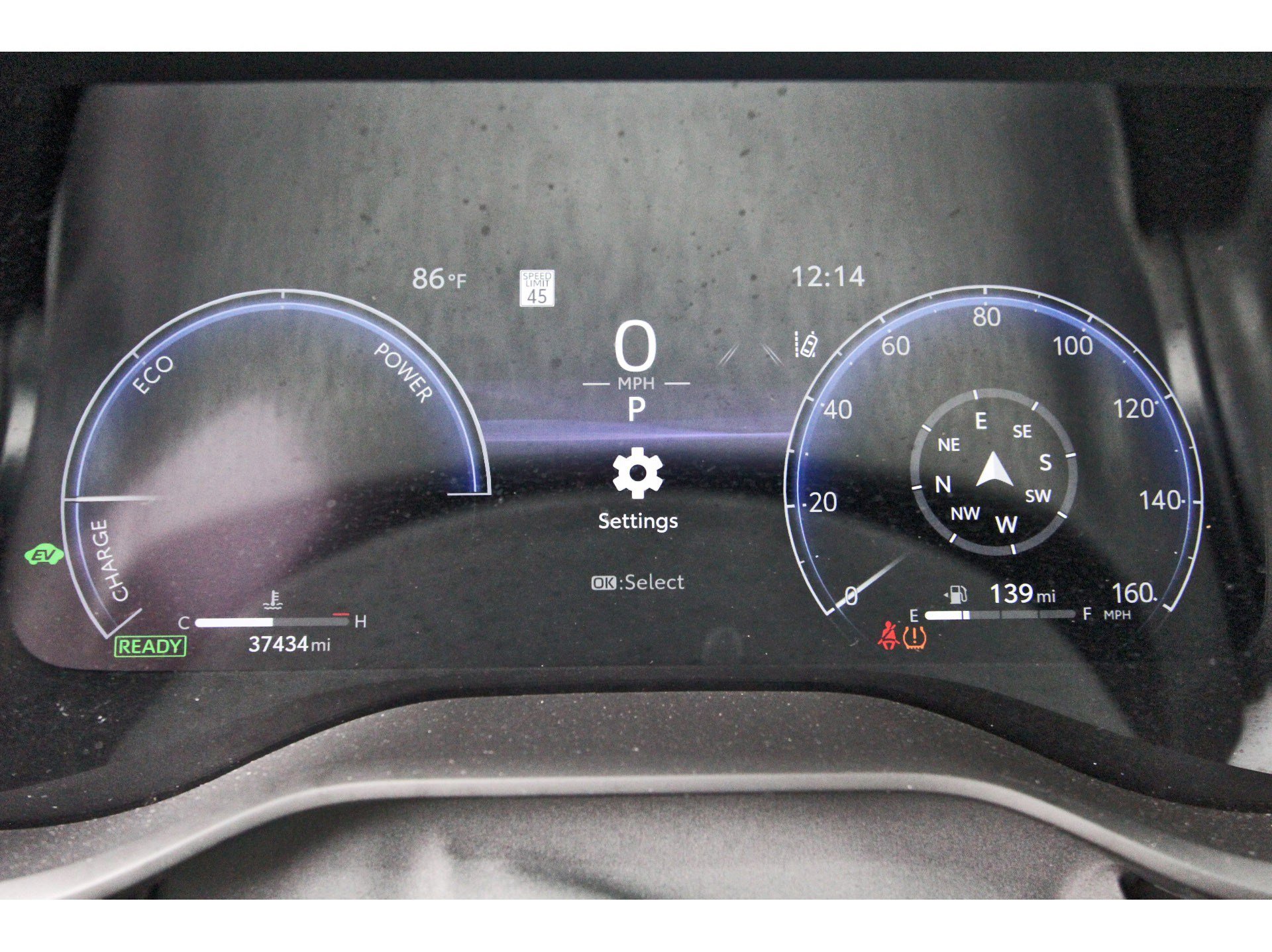 Used 2025 Toyota Sienna Limited AWD/4WD image 18