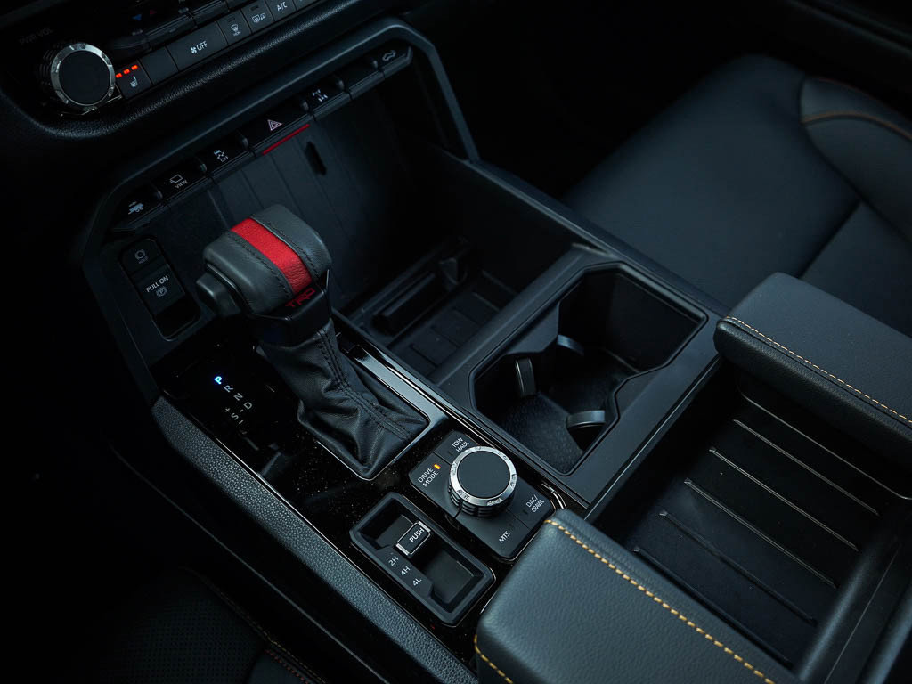 New 2026 Toyota Tundra SR5 AWD/4WD image 25