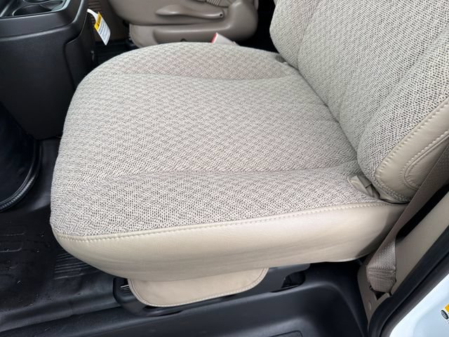 New 2026 GMC Savana 2500 w/ Driver Convenience Package RWD image 19