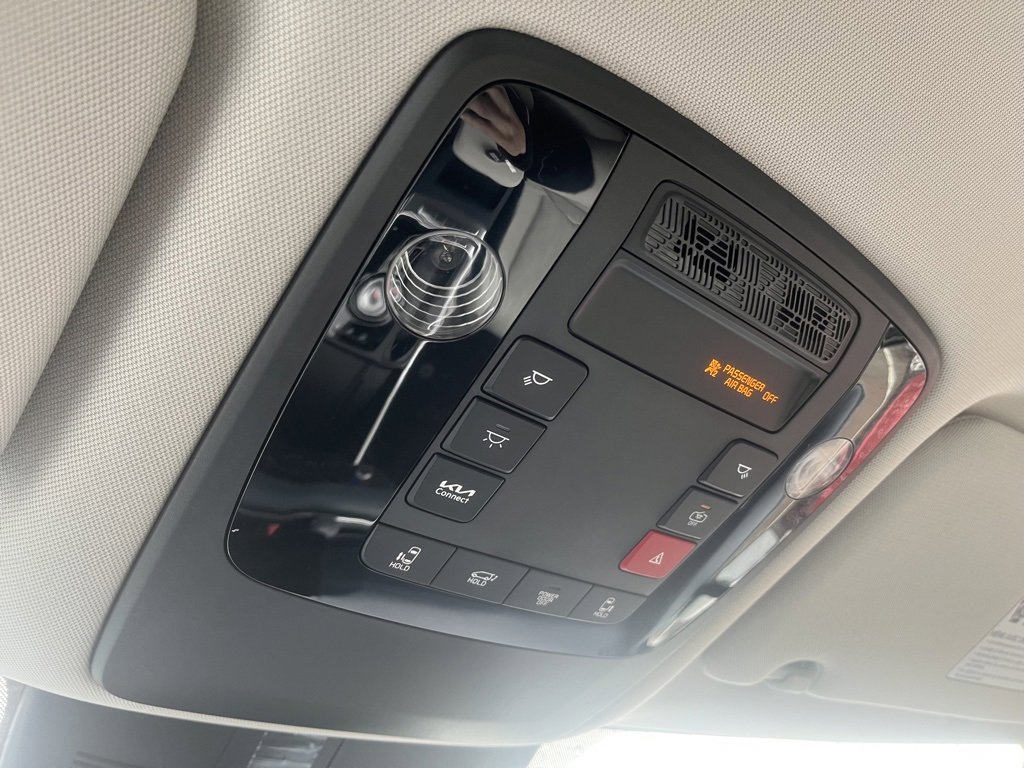 New 2026 Kia Carnival EX image 13