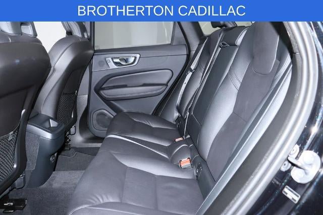 Used 2025 Volvo XC60 B5 Plus AWD/4WD image 30