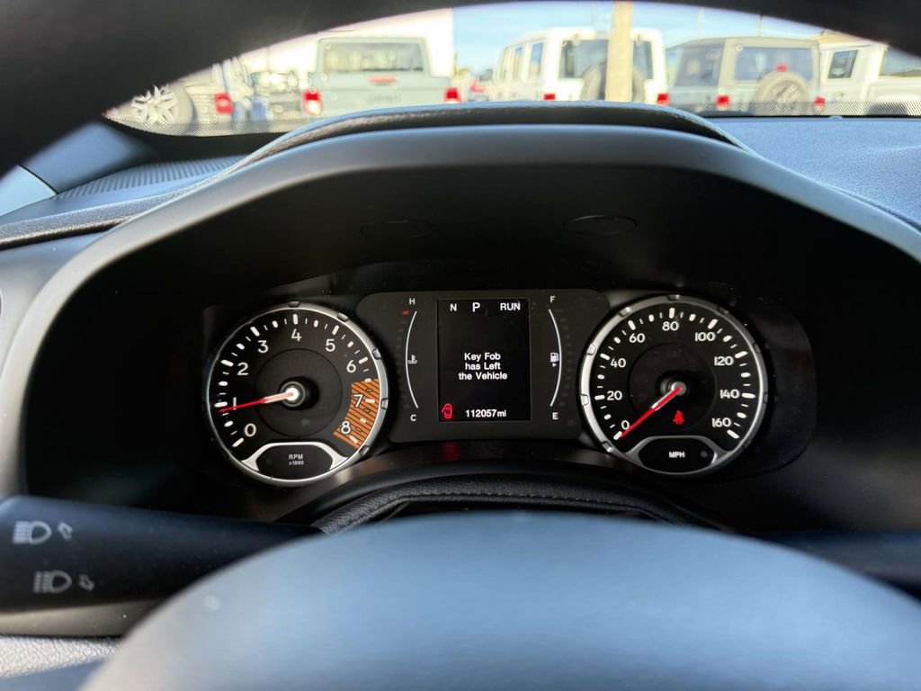 Used 2022 Jeep Renegade Sport w/ Sport Appearance Group image 15