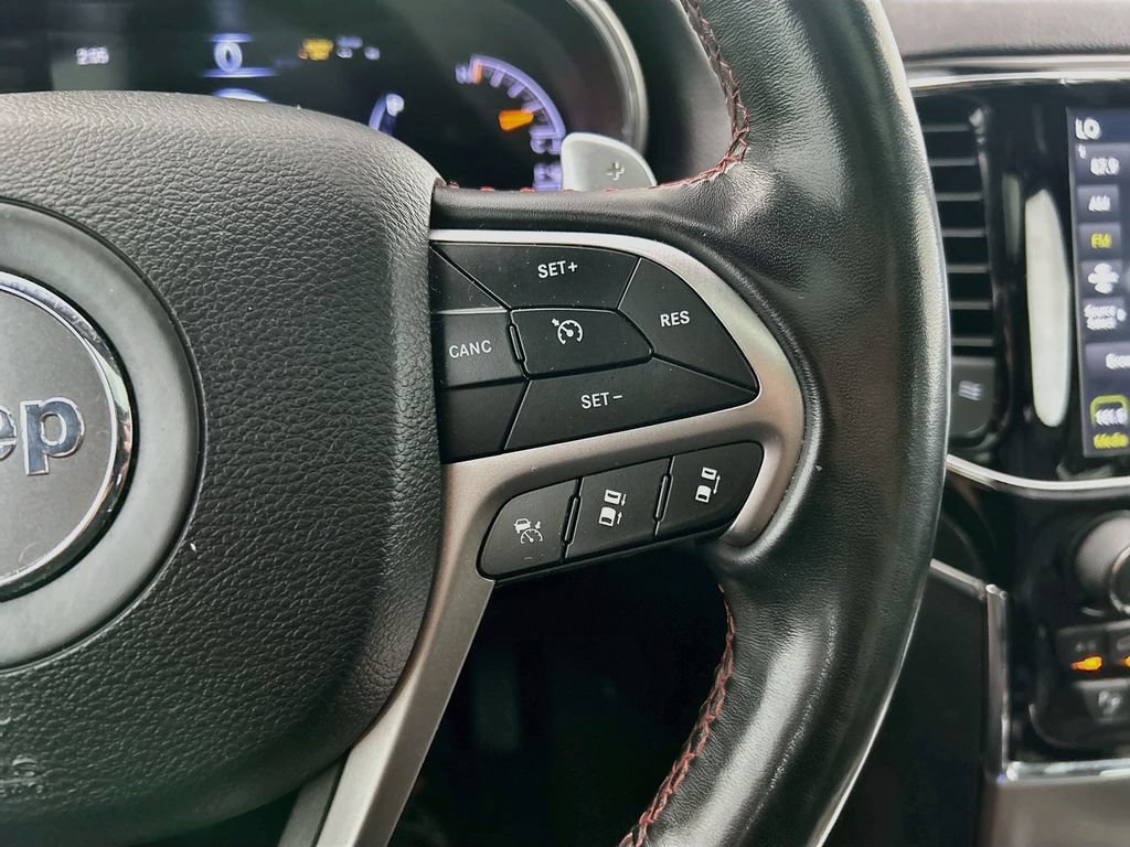 Used 2021 Jeep Grand Cherokee Trailhawk w/ Trailhawk Luxury Group AWD/4WD image 12
