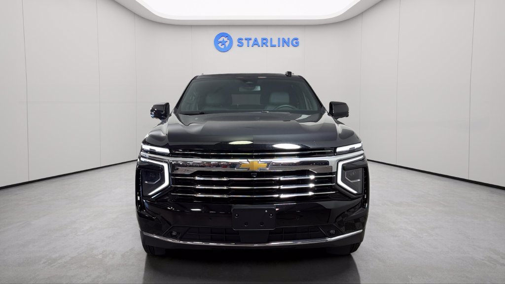 Used 2026 Chevrolet Suburban LT w/ Comfort Package AWD/4WD image 17