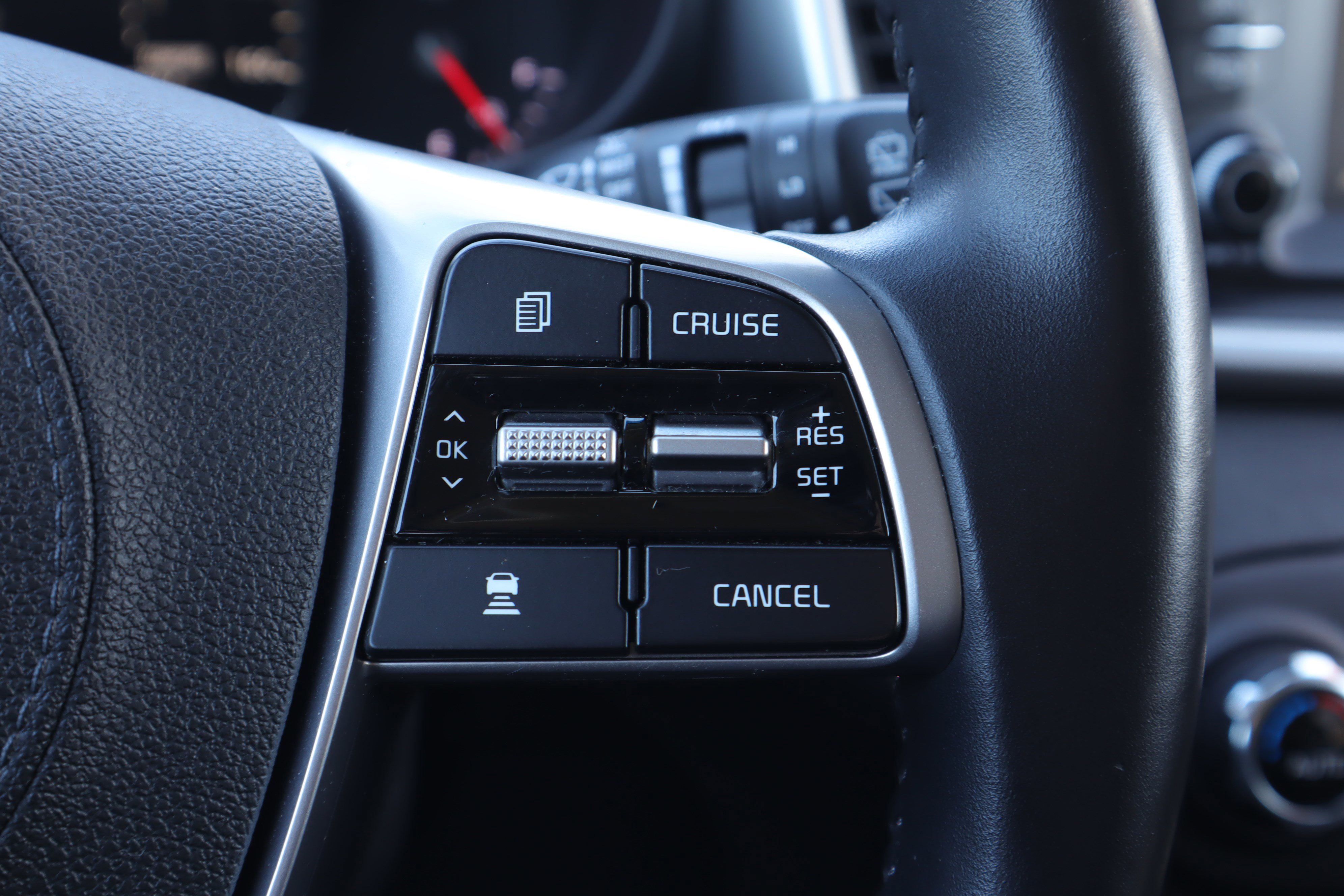 Used 2020 Kia Sorento EX image 17