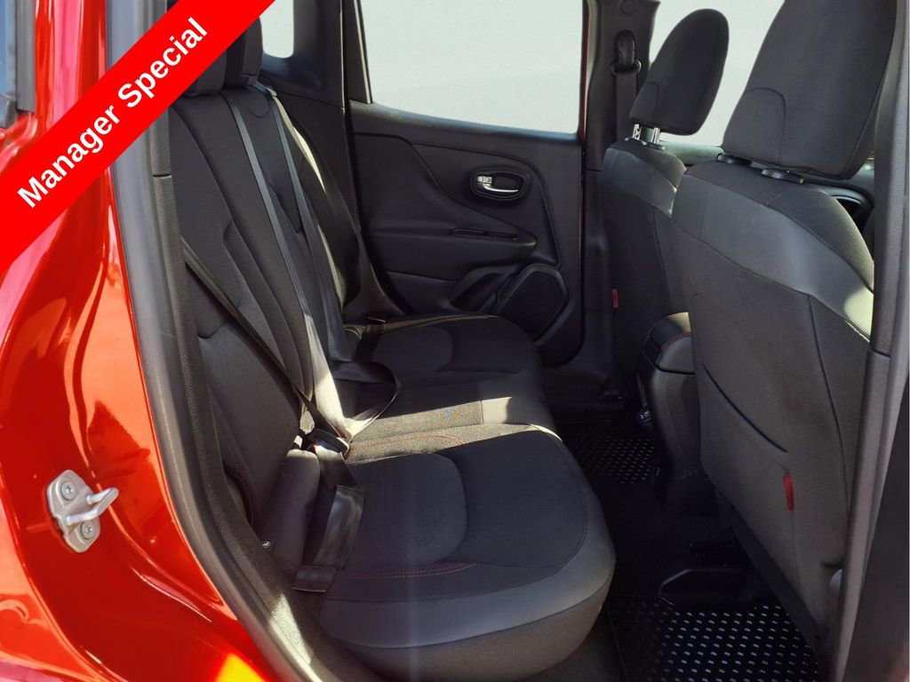 Used 2020 Jeep Renegade Trailhawk AWD/4WD image 13