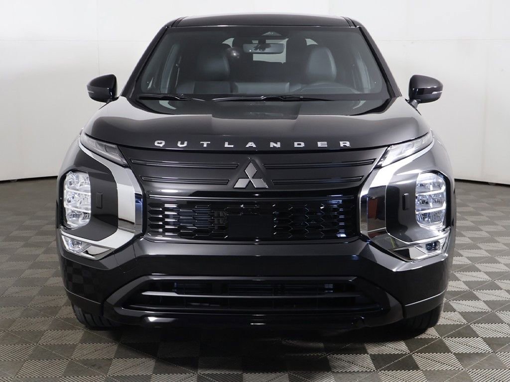 New 2026 Mitsubishi Outlander LE AWD/4WD image 12